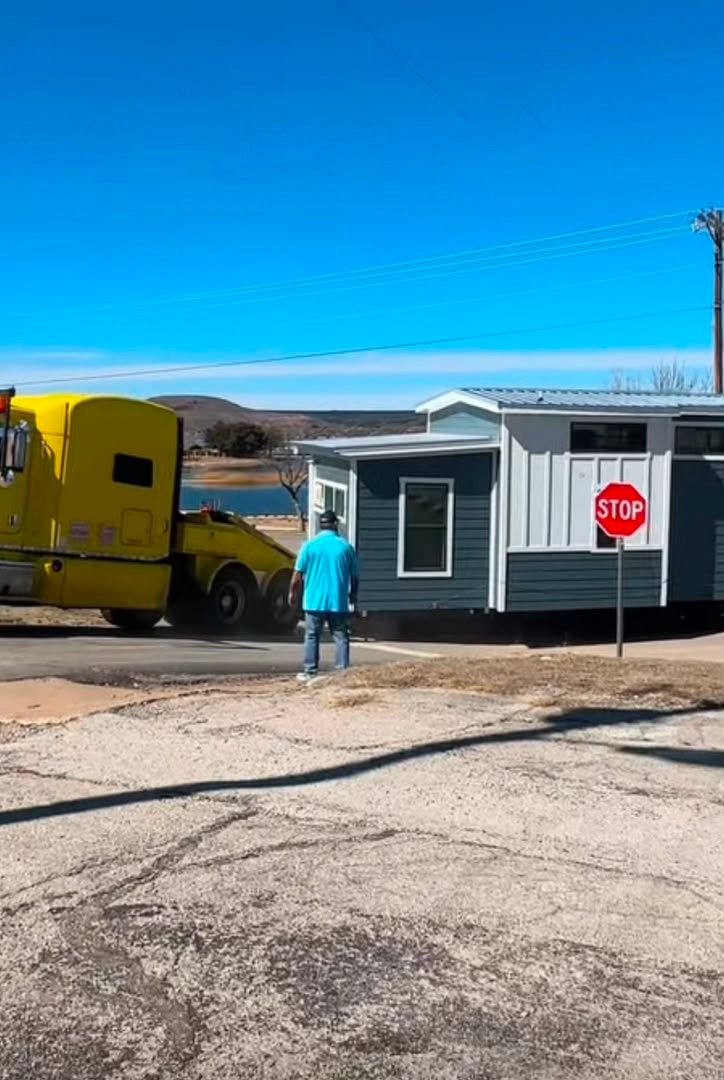 Home arriving on-site after transport