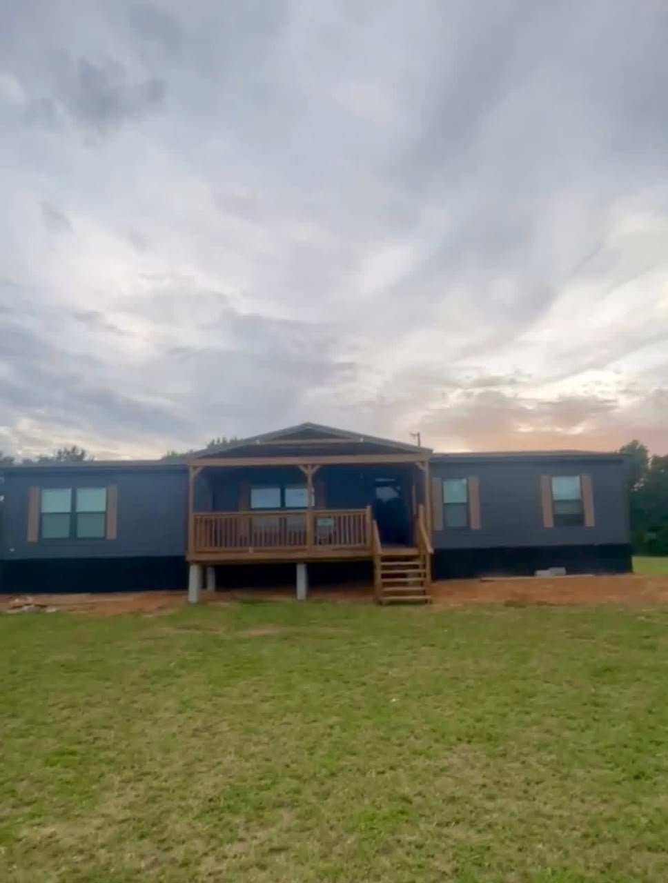 Manufactured home delivered and set up for a customer in Texas