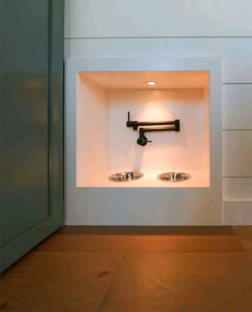 Rustic Cabin - Image 7