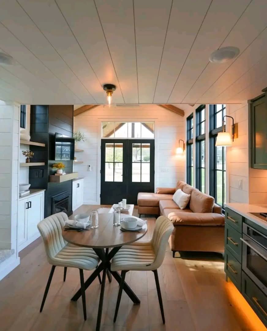 Rustic Cabin - Image 13