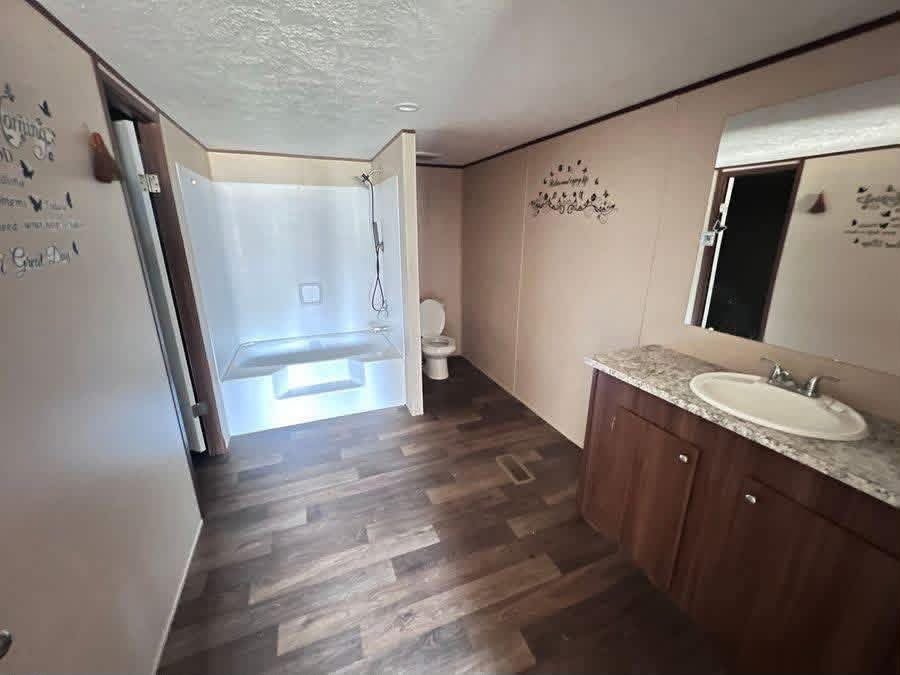 2025 Double-wide Home 27 - Image 4