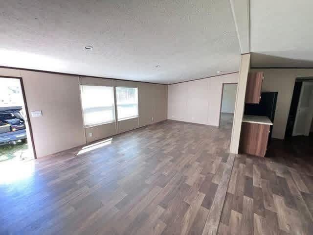 2025 Double-wide Home 27 - Image 6