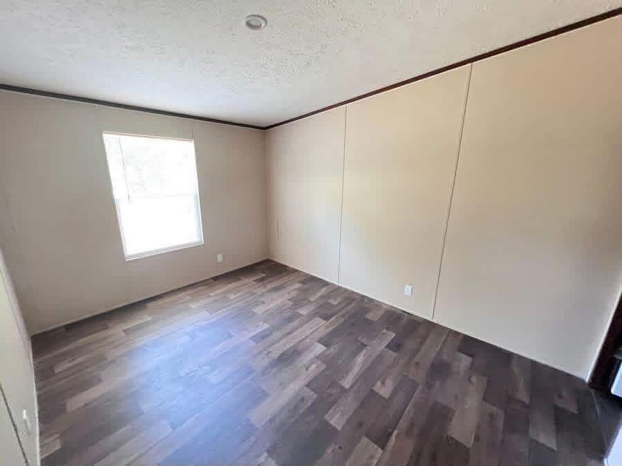 2025 Double-wide Home 27 - Image 9